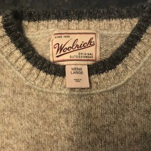 Wool rich sweater large